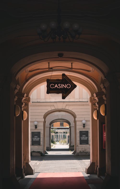 Suomipop Parhaat Nettikasinot: Opas Suomalaisiin Kasinoihin Ja Slotteihin